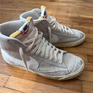 Nike hightop blazer Sneakers